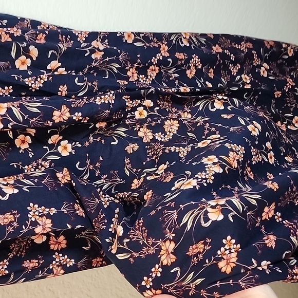 Old Navy Tie Shoulder Floral Split Front Midi Swing Dress - Picture 9 of 14